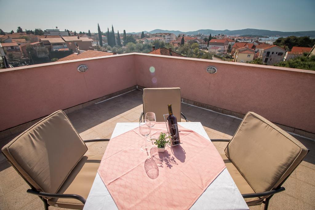 Hotel Hygge Biograd Na Moru Exterior foto